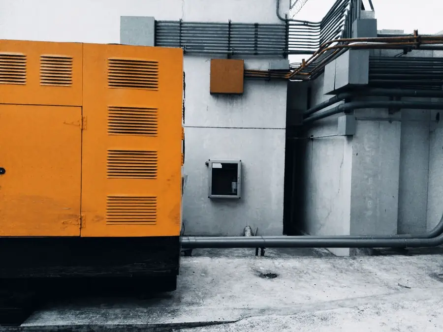 Generador industrial en cabina insonorizada